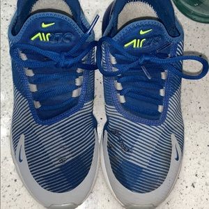 Nike air 270